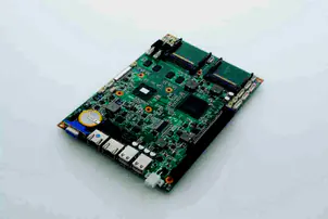 組み込みボード CEB-N455の開発例